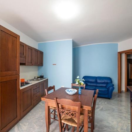 Tirreno Villa Otranto Buitenkant foto