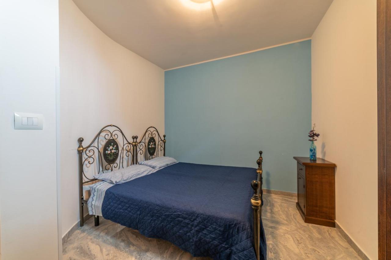 Tirreno Villa Otranto Buitenkant foto