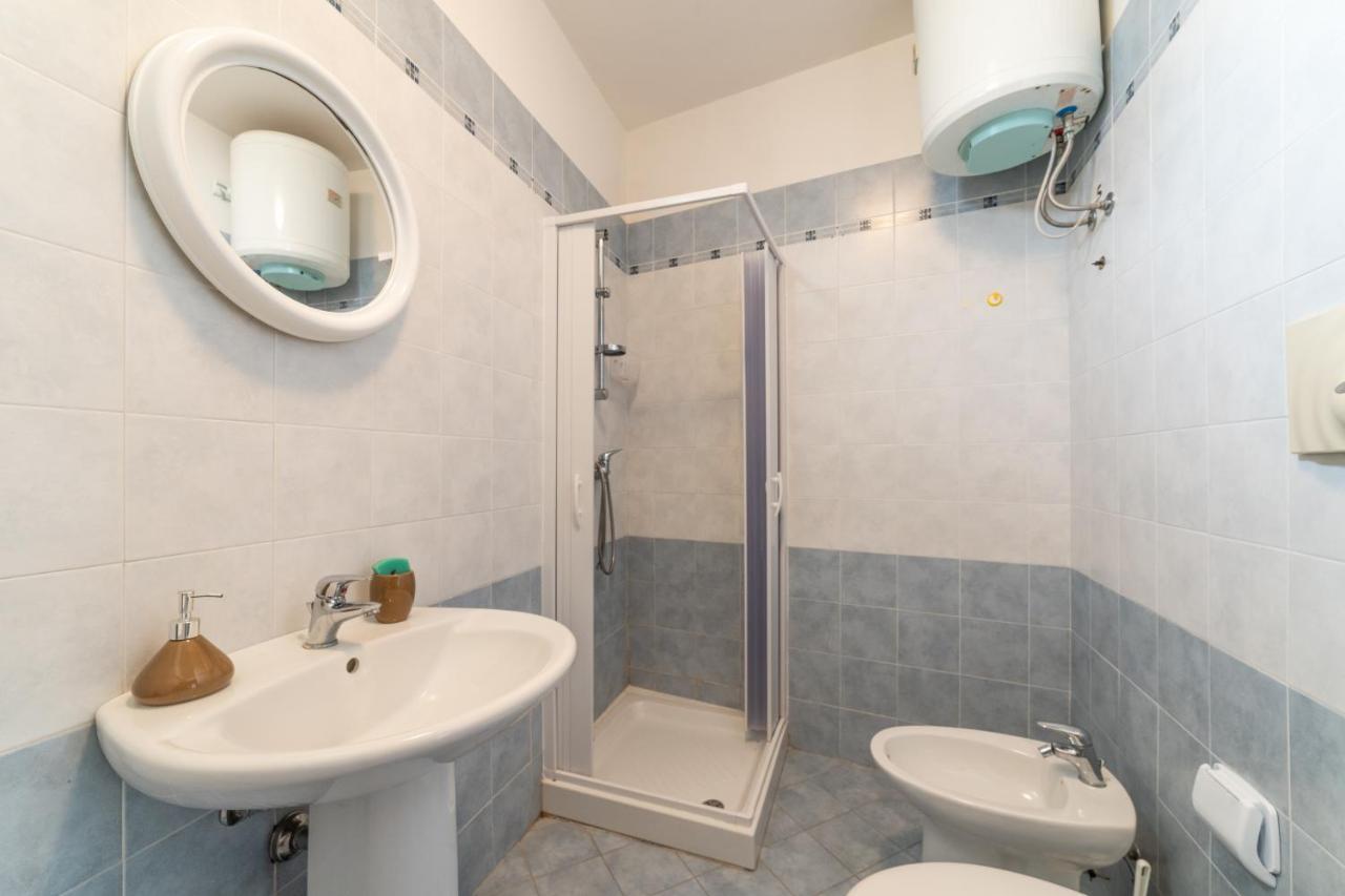 Tirreno Villa Otranto Buitenkant foto